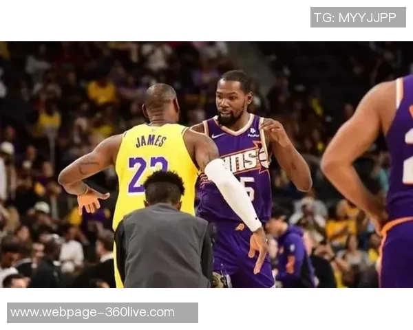 季前赛精彩对决湖人队与篮网队的巅峰较量引发球迷热议